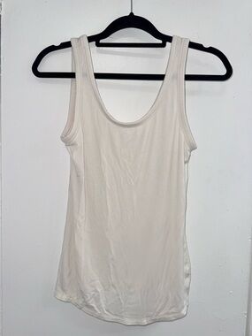 Lululemon very soft thank top